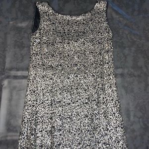 black & gold form fitting mini dress